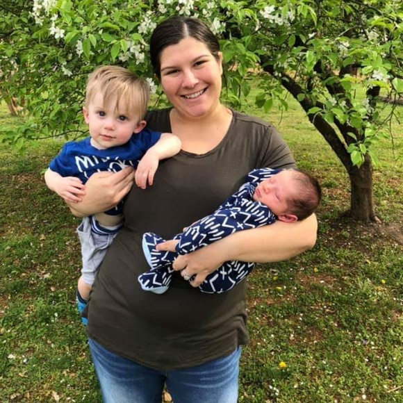 Meet your Posher, Lisa - Picture 7 of 7